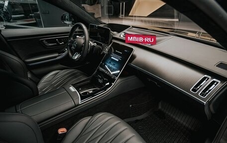 Mercedes-Benz S-Класс AMG, 2023 год, 24 000 000 рублей, 15 фотография