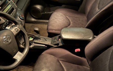 Toyota RAV4, 2011 год, 1 200 000 рублей, 2 фотография