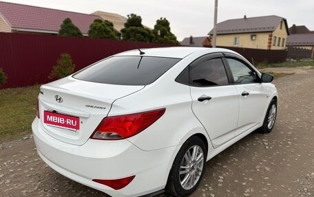 Hyundai Solaris II рестайлинг, 2015 год, 950 000 рублей, 7 фотография