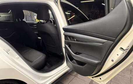 Mazda 3, 2019 год, 1 590 000 рублей, 17 фотография