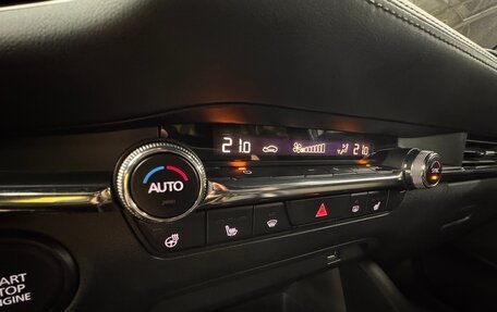 Mazda 3, 2019 год, 1 590 000 рублей, 22 фотография