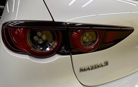 Mazda 3, 2019 год, 1 590 000 рублей, 18 фотография