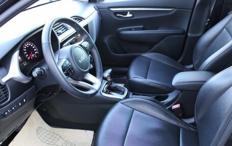 KIA Rio IV, 2021 год, 1 850 000 рублей, 10 фотография