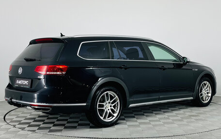 Volkswagen Passat B8 рестайлинг, 2017 год, 2 490 000 рублей, 7 фотография