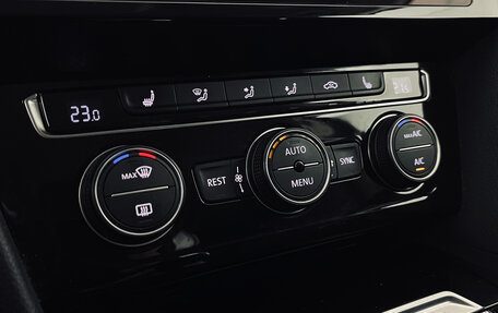 Volkswagen Passat B8 рестайлинг, 2017 год, 2 490 000 рублей, 15 фотография