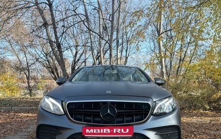 Mercedes-Benz E-Класс, 2018 год, 4 500 000 рублей, 2 фотография