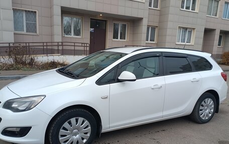 Opel Astra J, 2013 год, 1 050 000 рублей, 12 фотография