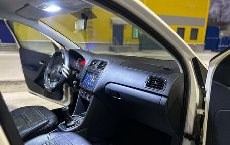 Volkswagen Polo VI (EU Market), 2013 год, 690 000 рублей, 9 фотография