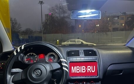 Volkswagen Polo VI (EU Market), 2013 год, 690 000 рублей, 13 фотография