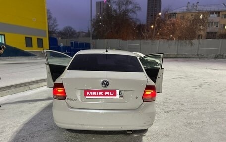 Volkswagen Polo VI (EU Market), 2013 год, 690 000 рублей, 3 фотография