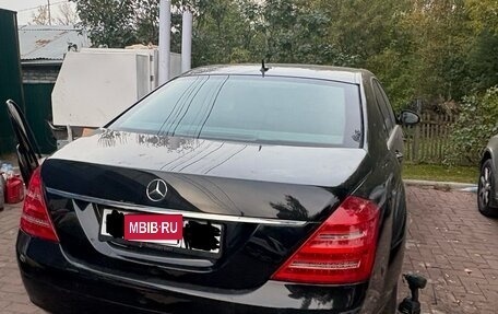 Mercedes-Benz S-Класс, 2005 год, 1 000 000 рублей, 4 фотография