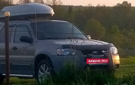 Ford Escape II, 2001 год, 625 000 рублей, 2 фотография