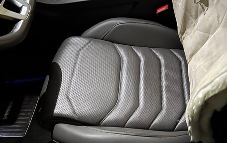 Volkswagen Touareg III, 2018 год, 5 600 000 рублей, 10 фотография