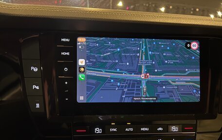 Volkswagen Touareg III, 2018 год, 5 600 000 рублей, 25 фотография