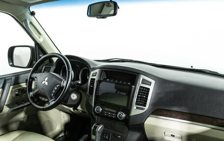 Mitsubishi Pajero IV, 2017 год, 2 649 898 рублей, 9 фотография