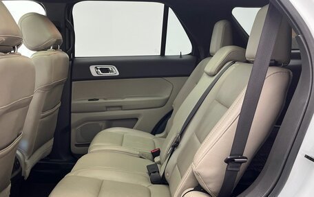 Ford Explorer VI, 2014 год, 1 850 000 рублей, 14 фотография