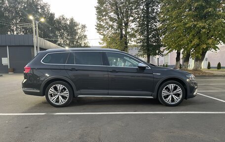 Volkswagen Passat B8 рестайлинг, 2020 год, 2 650 000 рублей, 4 фотография