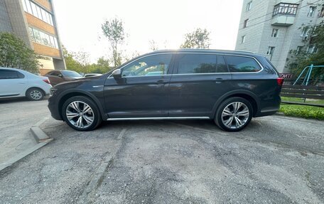 Volkswagen Passat B8 рестайлинг, 2020 год, 2 650 000 рублей, 10 фотография