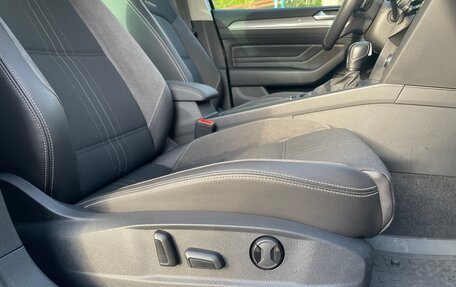 Volkswagen Passat B8 рестайлинг, 2020 год, 2 650 000 рублей, 24 фотография