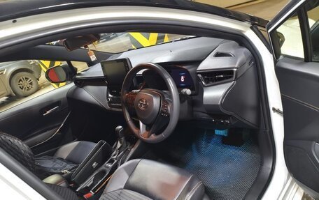 Toyota Corolla, 2021 год, 2 200 000 рублей, 10 фотография