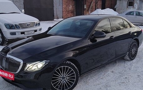 Mercedes-Benz E-Класс, 2019 год, 3 300 000 рублей, 12 фотография