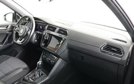 Volkswagen Tiguan II, 2020 год, 3 590 000 рублей, 10 фотография