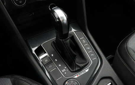 Volkswagen Tiguan II, 2020 год, 3 590 000 рублей, 15 фотография