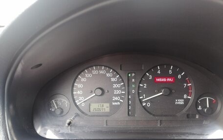 Mitsubishi Carisma I, 2003 год, 250 000 рублей, 4 фотография