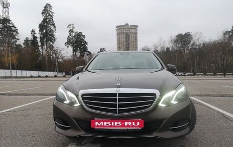 Mercedes-Benz E-Класс, 2015 год, 1 950 000 рублей, 7 фотография