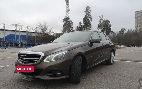Mercedes-Benz E-Класс, 2015 год, 1 950 000 рублей, 6 фотография