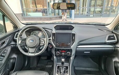 Subaru Forester, 2018 год, 2 999 999 рублей, 5 фотография