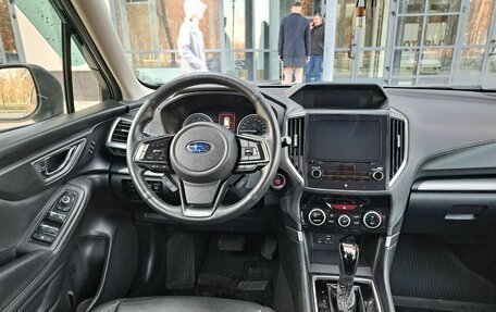 Subaru Forester, 2018 год, 2 999 999 рублей, 6 фотография