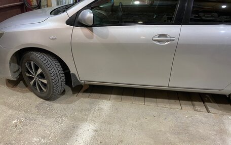 Toyota Corolla, 2011 год, 990 000 рублей, 3 фотография