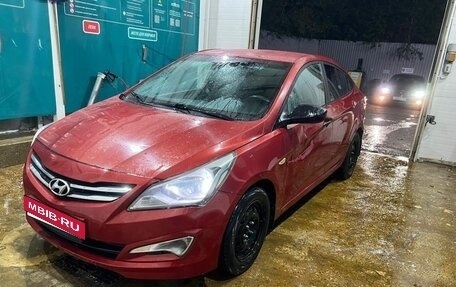 Hyundai Solaris II рестайлинг, 2015 год, 400 000 рублей, 7 фотография