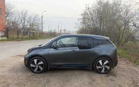 BMW i3 I01 рестайлинг, 2016 год, 1 950 000 рублей, 1 фотография