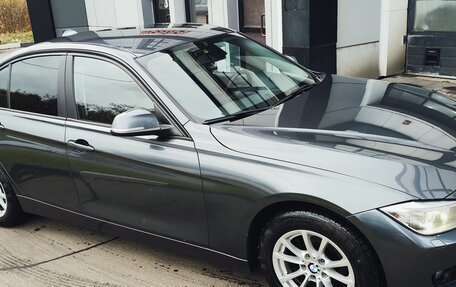 BMW 3 серия, 2015 год, 1 400 000 рублей, 4 фотография