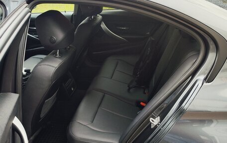 BMW 3 серия, 2015 год, 1 400 000 рублей, 10 фотография