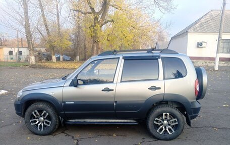 Chevrolet Niva I рестайлинг, 2011 год, 475 000 рублей, 2 фотография