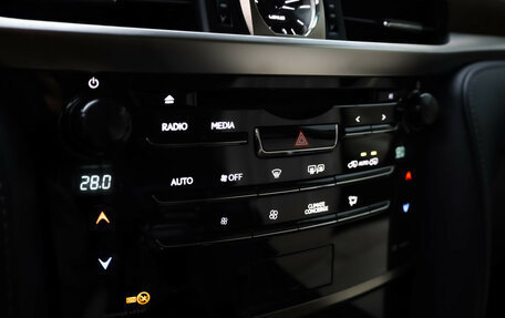 Lexus LX III, 2016 год, 6 099 000 рублей, 22 фотография