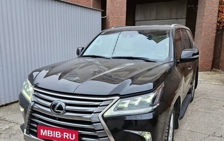 Lexus LX III, 2016 год, 9 900 000 рублей, 1 фотография