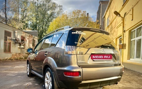 Mitsubishi Outlander III рестайлинг 3, 2011 год, 1 200 000 рублей, 5 фотография