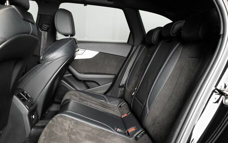 Audi A4, 2019 год, 2 999 000 рублей, 15 фотография