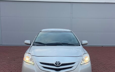 Toyota Yaris III рестайлинг, 2007 год, 330 000 рублей, 2 фотография