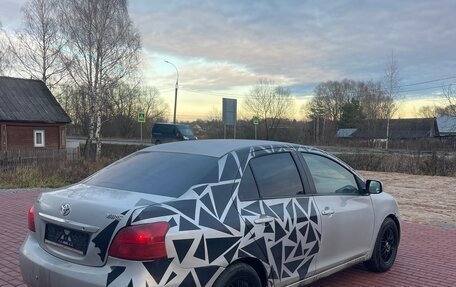 Toyota Yaris III рестайлинг, 2007 год, 330 000 рублей, 5 фотография