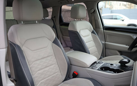 Volkswagen Touareg III, 2021 год, 5 499 000 рублей, 26 фотография