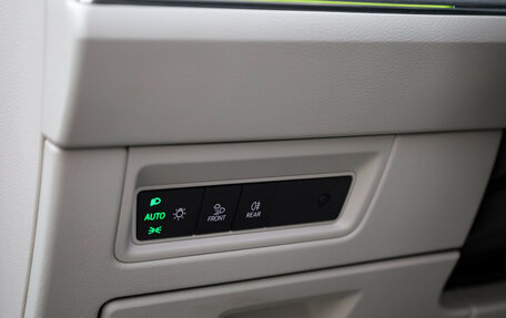 Volkswagen Touareg III, 2021 год, 5 499 000 рублей, 15 фотография