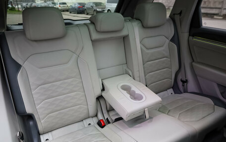 Volkswagen Touareg III, 2021 год, 5 499 000 рублей, 28 фотография