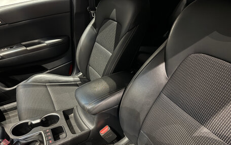 KIA Sportage IV рестайлинг, 2019 год, 2 450 000 рублей, 25 фотография