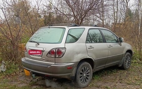 Lexus RX IV рестайлинг, 2003 год, 650 000 рублей, 2 фотография
