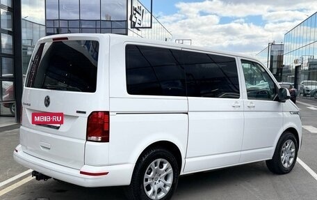 Volkswagen Caravelle T6 рестайлинг, 2020 год, 3 928 000 рублей, 6 фотография